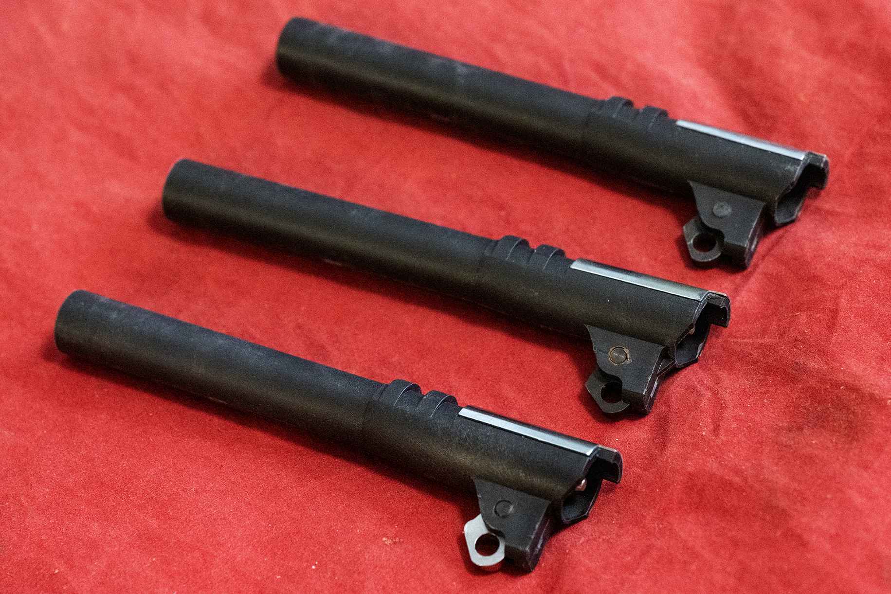 それぞれのカートリッジに対応したデトネーターを組み込んだバレル。予備パーツを購入して、デトネーターを組み込んでおけば必要に応じてバレルを交換するだけでカートリッジの使い分けができる