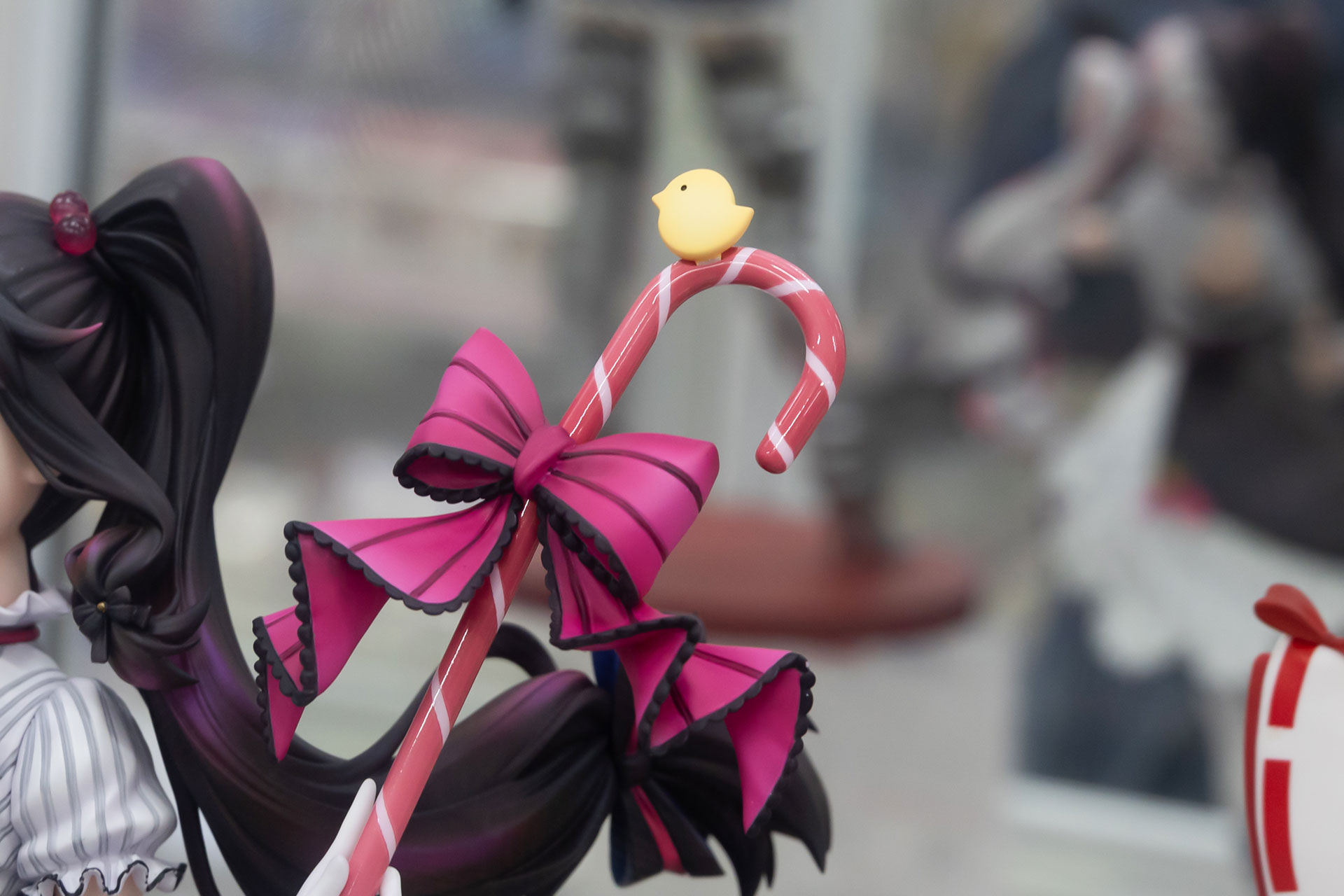 ステッキにはひよこの姿が