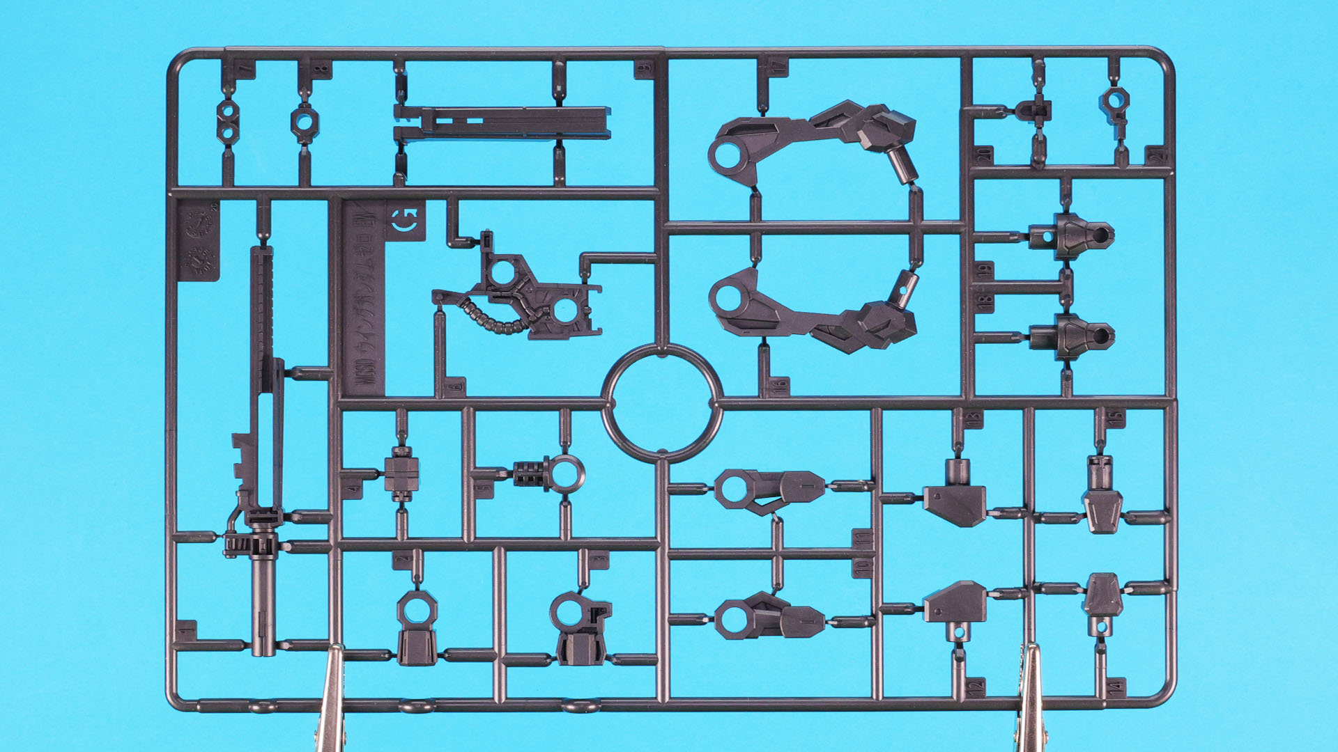 G:【2枚】主に背面ウイングバインダーのメカフレーム