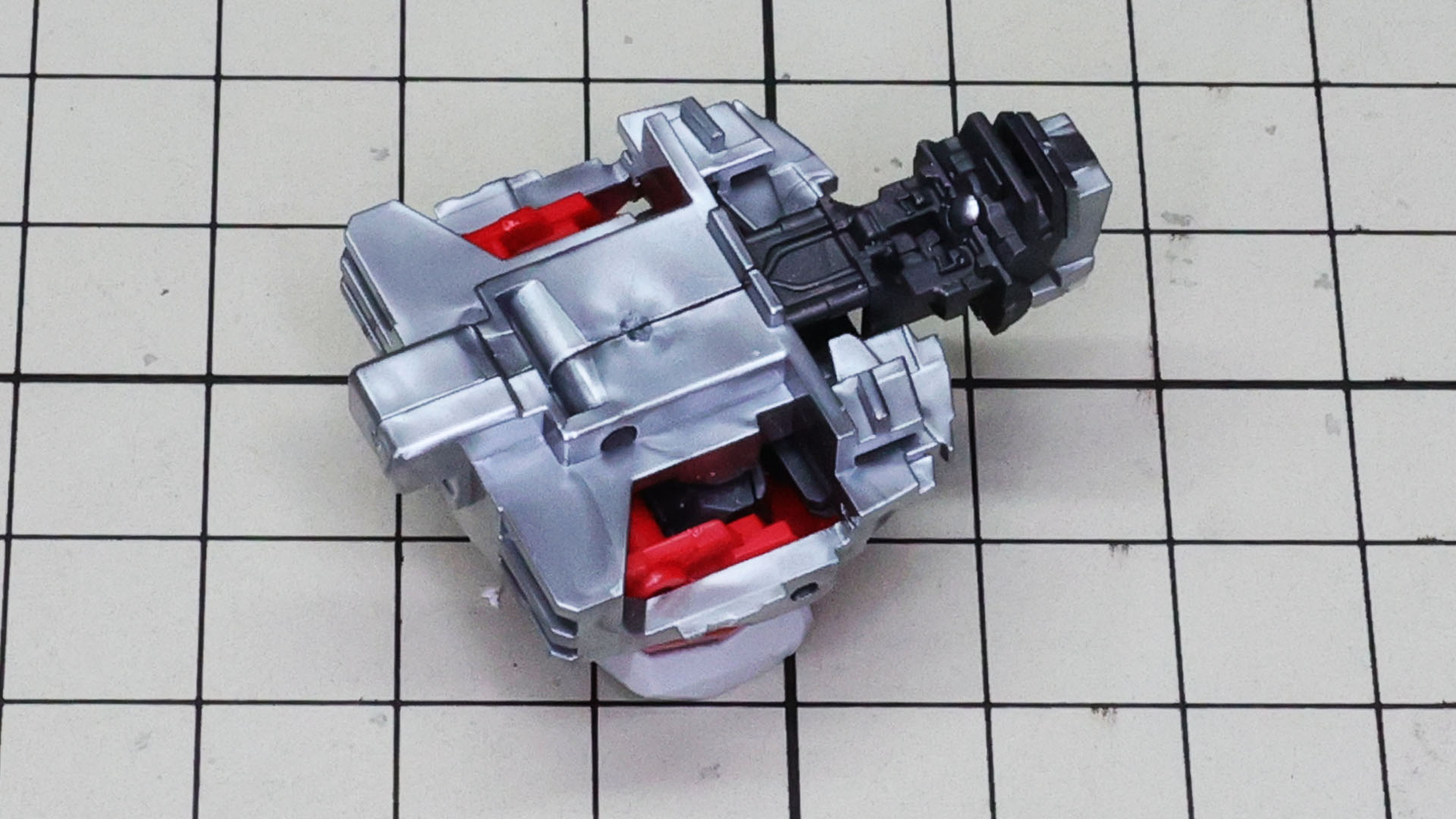 コックピットは引き出し式となっています