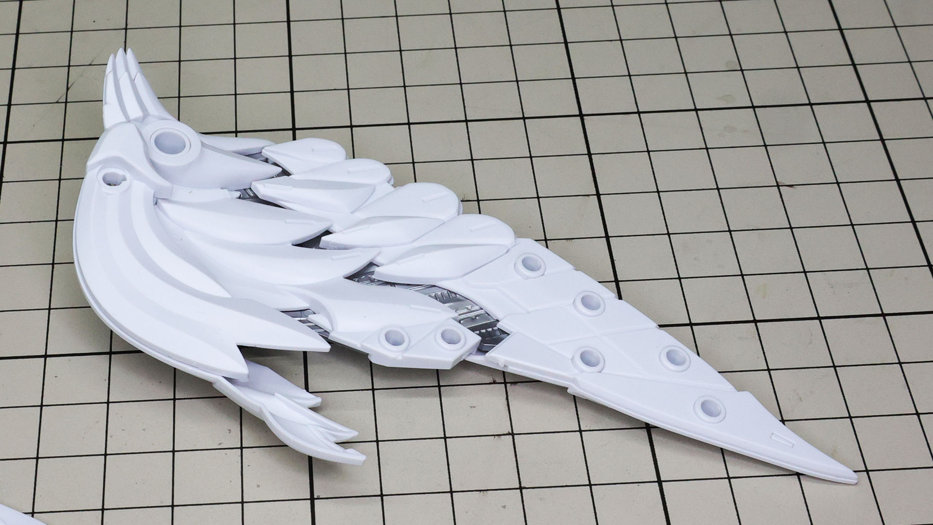 さらに装甲を組み付けていきます