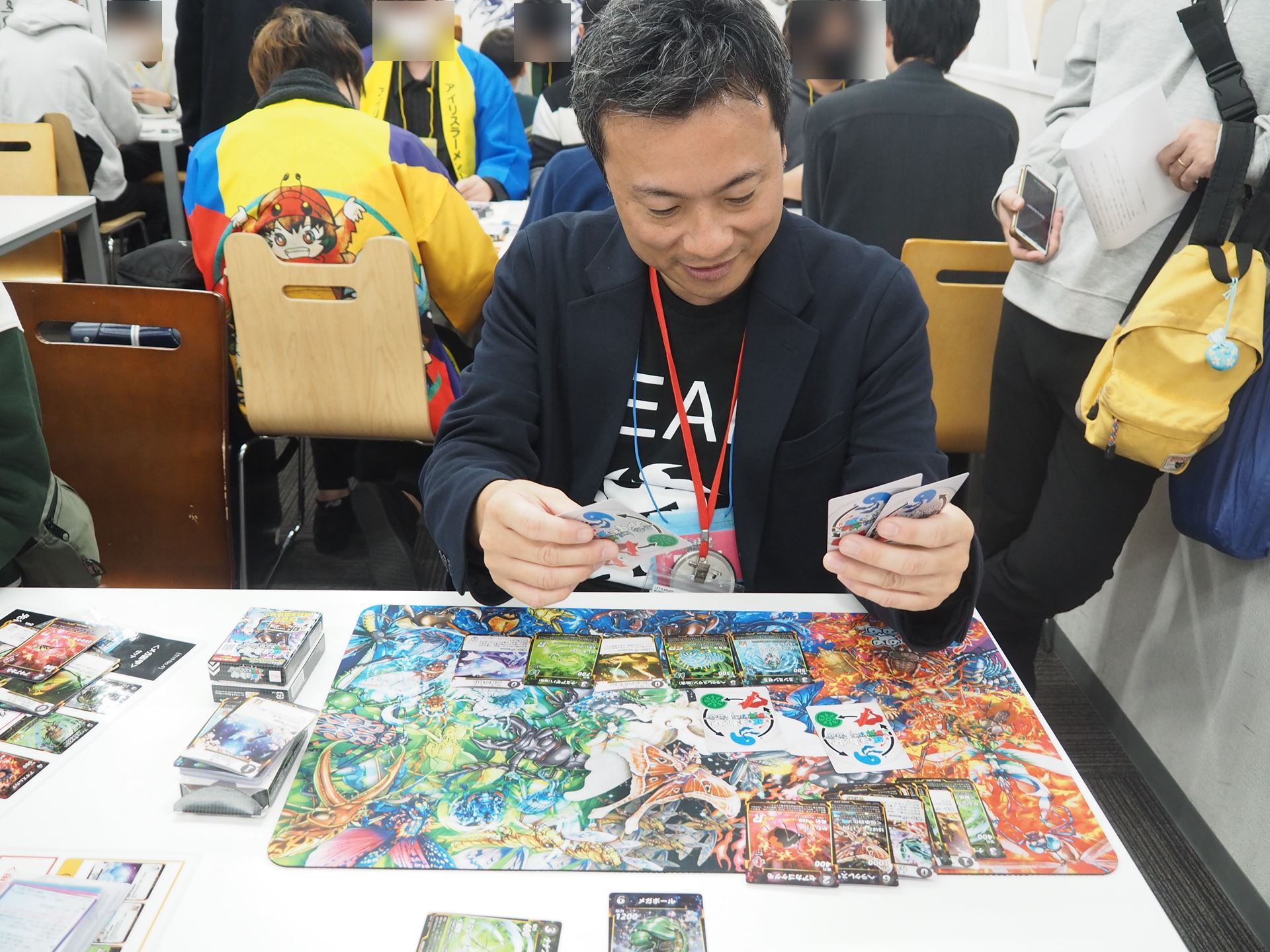 捨て札から回収したメガボールを再び出して勝利した