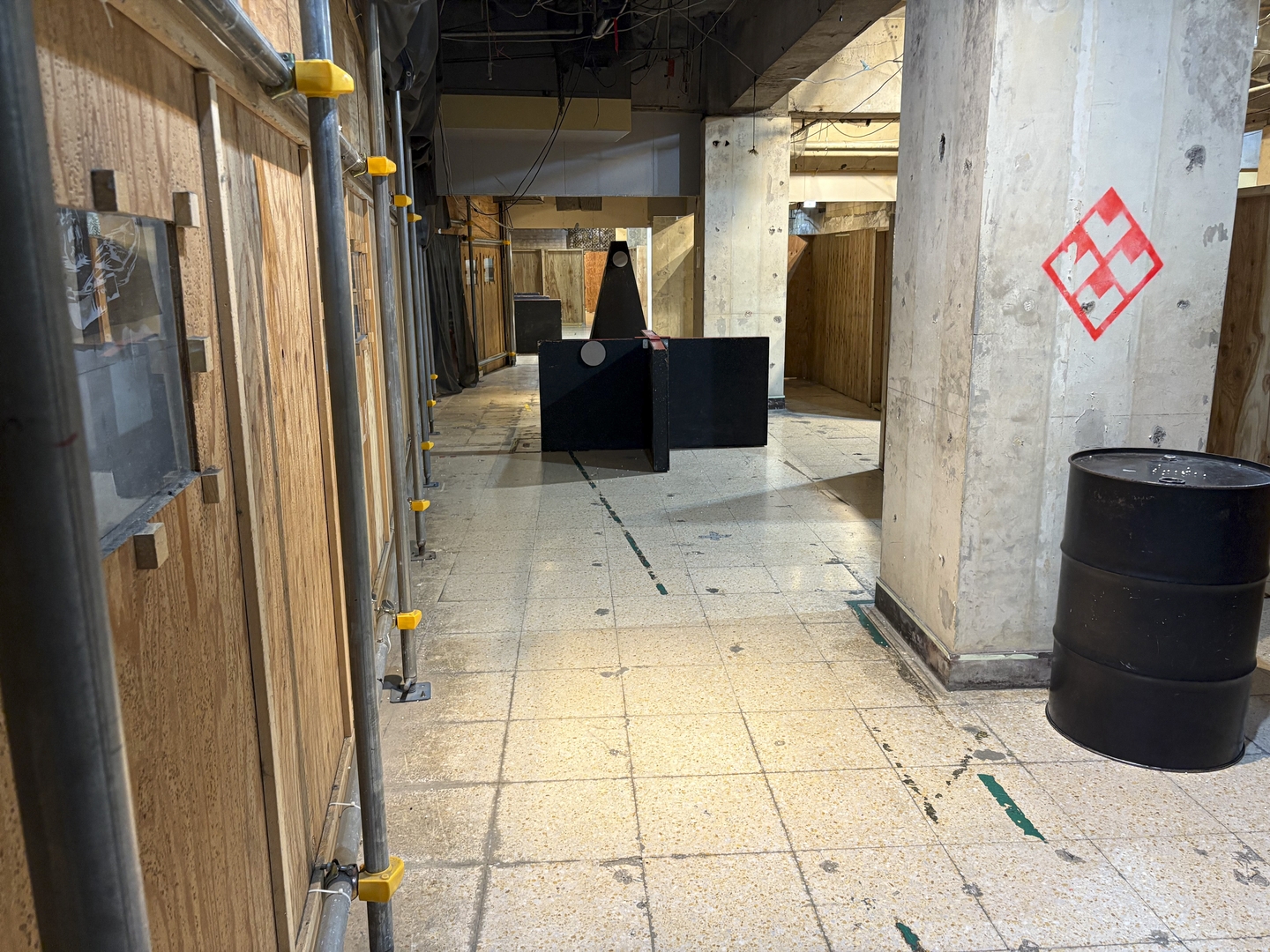 かなり奥まで見通せる場所もある。スナイパーライフルで狙う方もいるそうだ