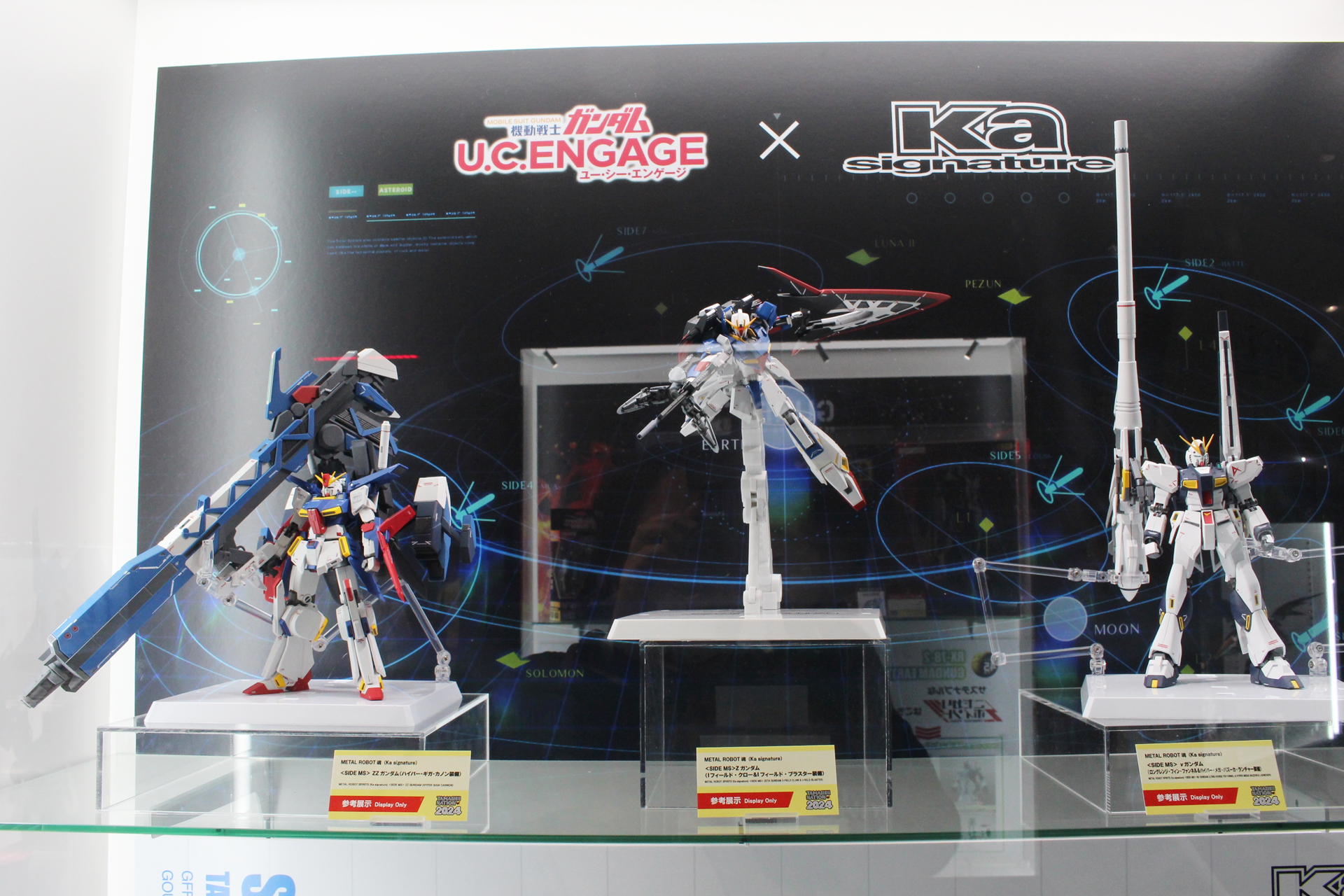 TAMASHII NATIONS STORE TOKYOの「機動戦士ガンダム U.C. ENGAGE×METAL ROBOT魂 （Ka signature）」コラボアイテム展示コーナー