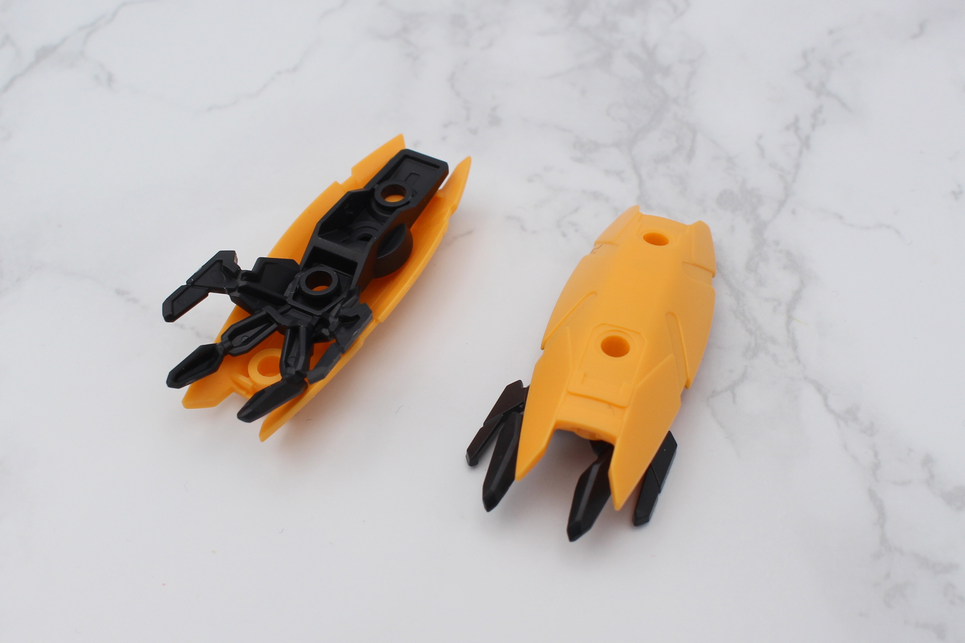 クローの組み立て。クローにシールドを取り付ける