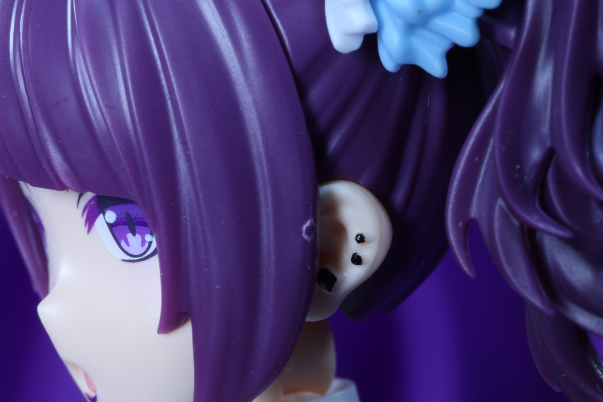 髪飾りを取り外した状態にもできる