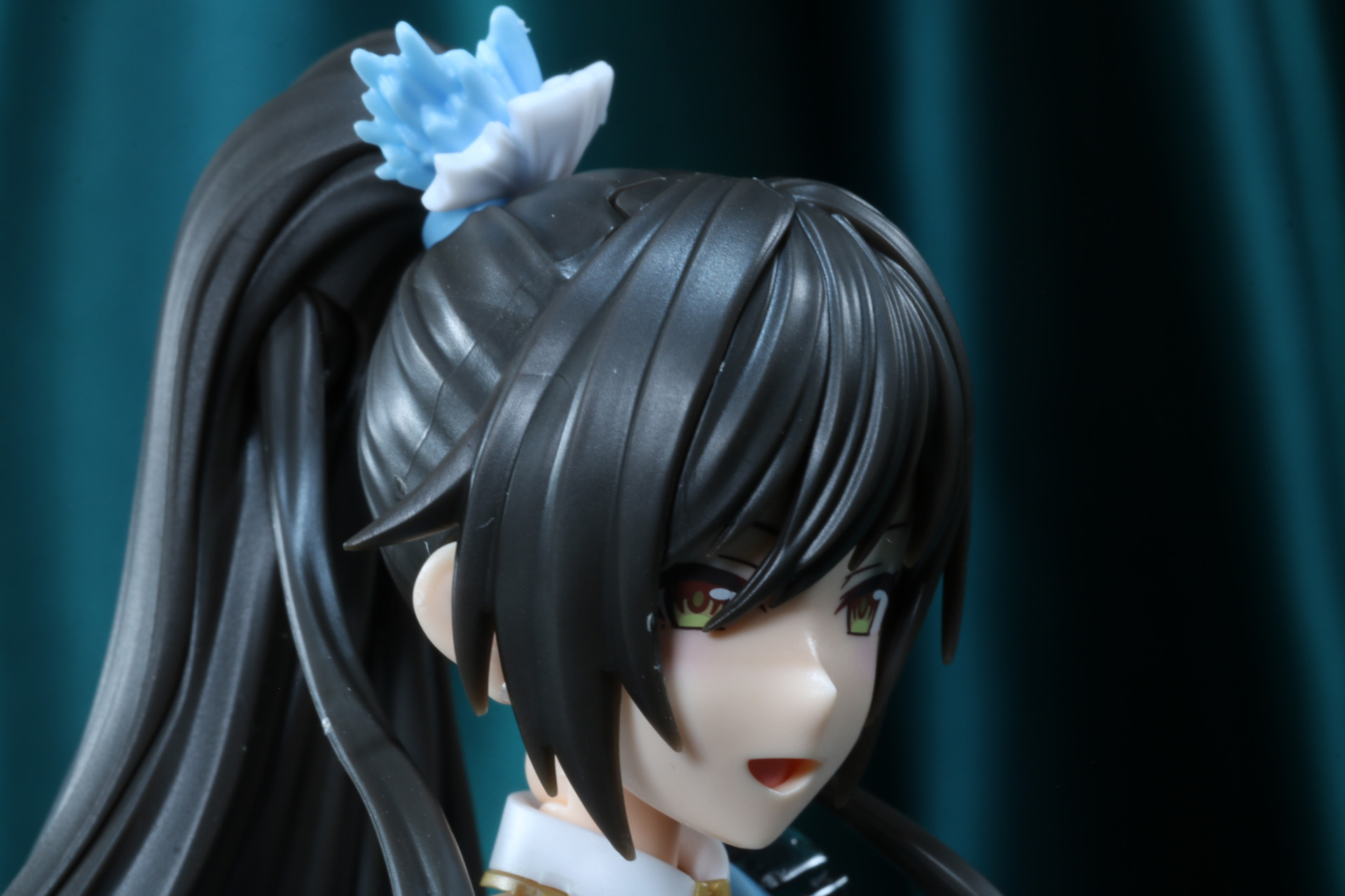 パーツの付け替えでアクセサリなしの状態も表現できる