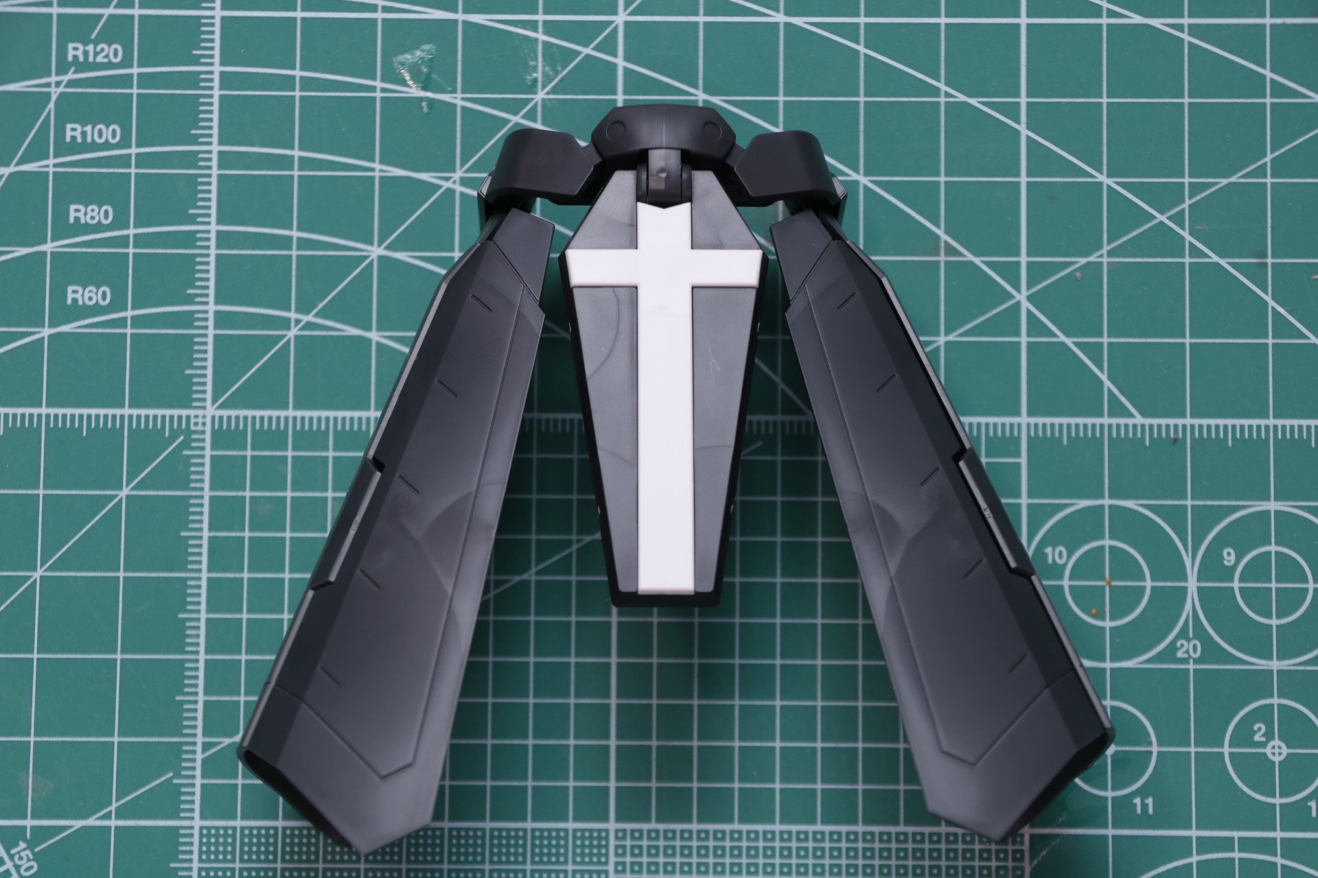 腰部アーマー組み立て