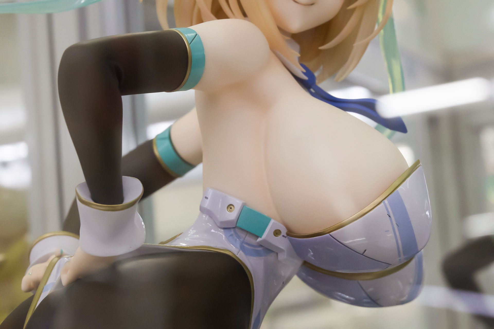 バストの大きさも特徴のひとつだ