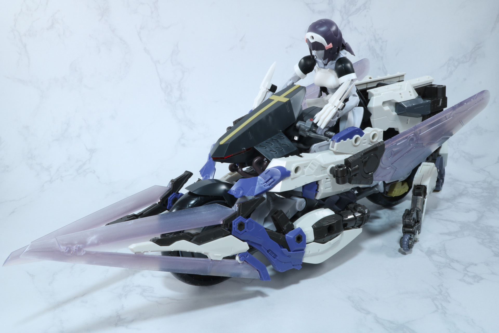 「ノーヴィス」を搭乗させることが可能