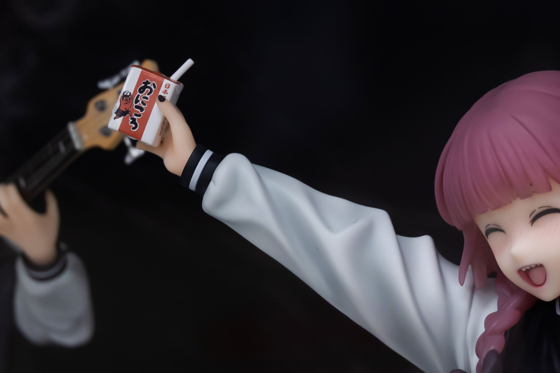 こちらは手に「おにころ」を持ったところ