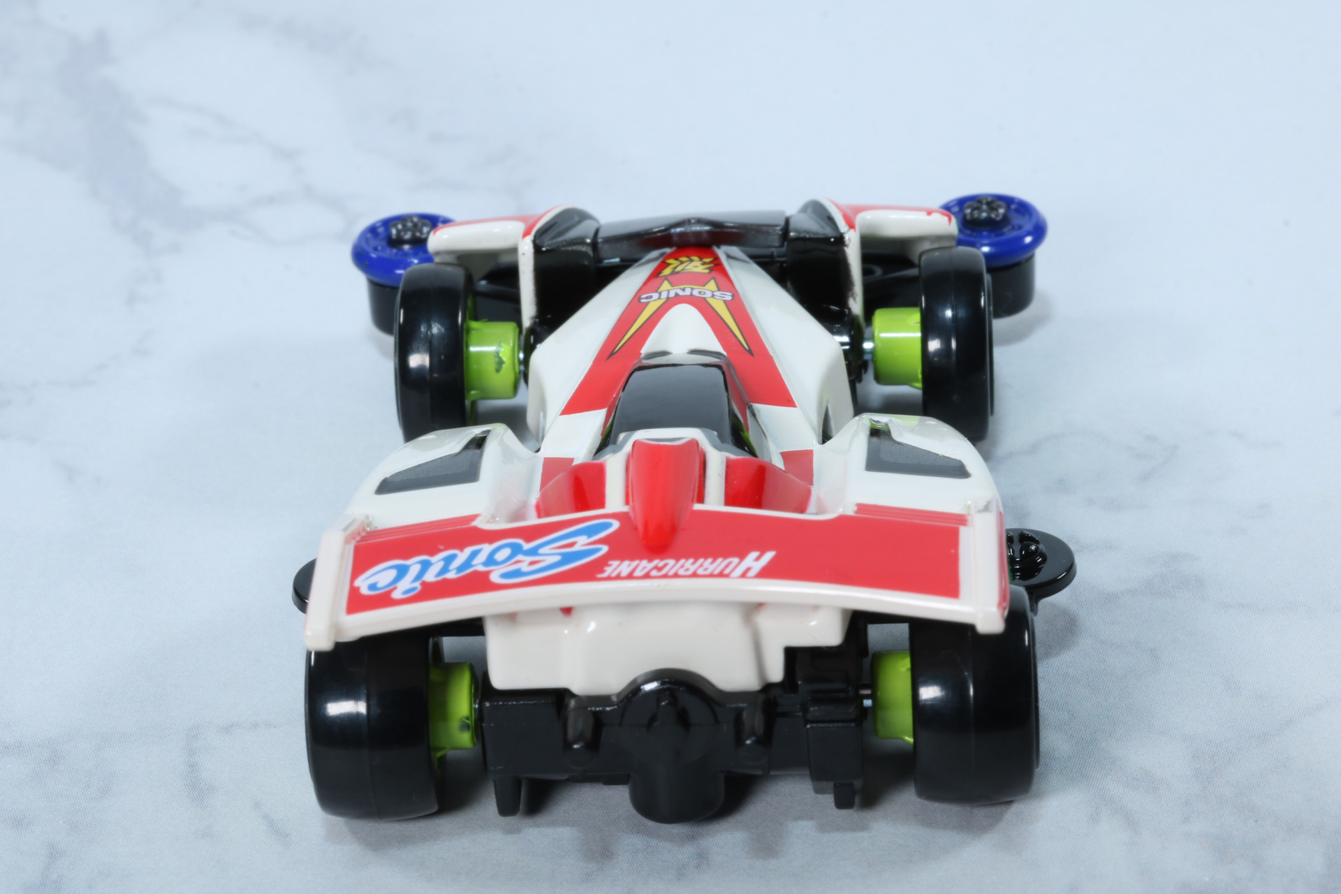 リアローラーステーは取り外した状態で再現されている