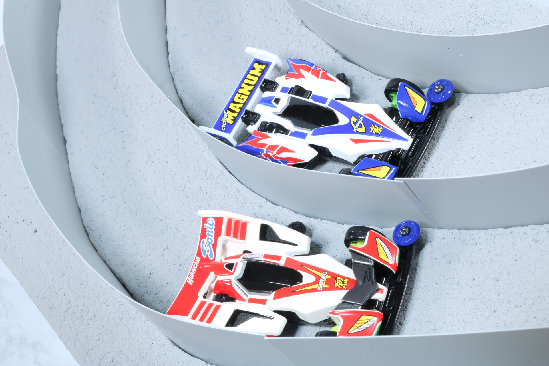 安定感のある走りで「ハリケーンソニック」が差を広げる