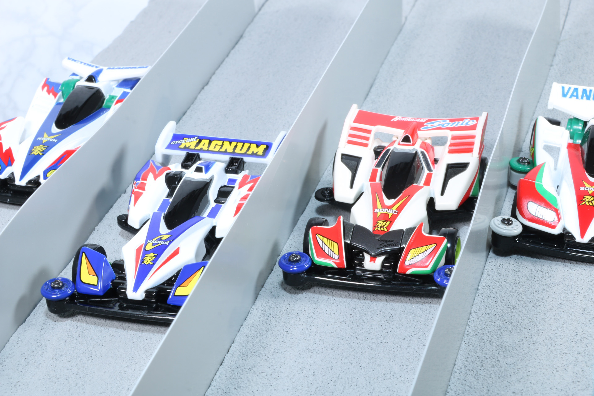 歴代マグナム、ソニックとの大レース