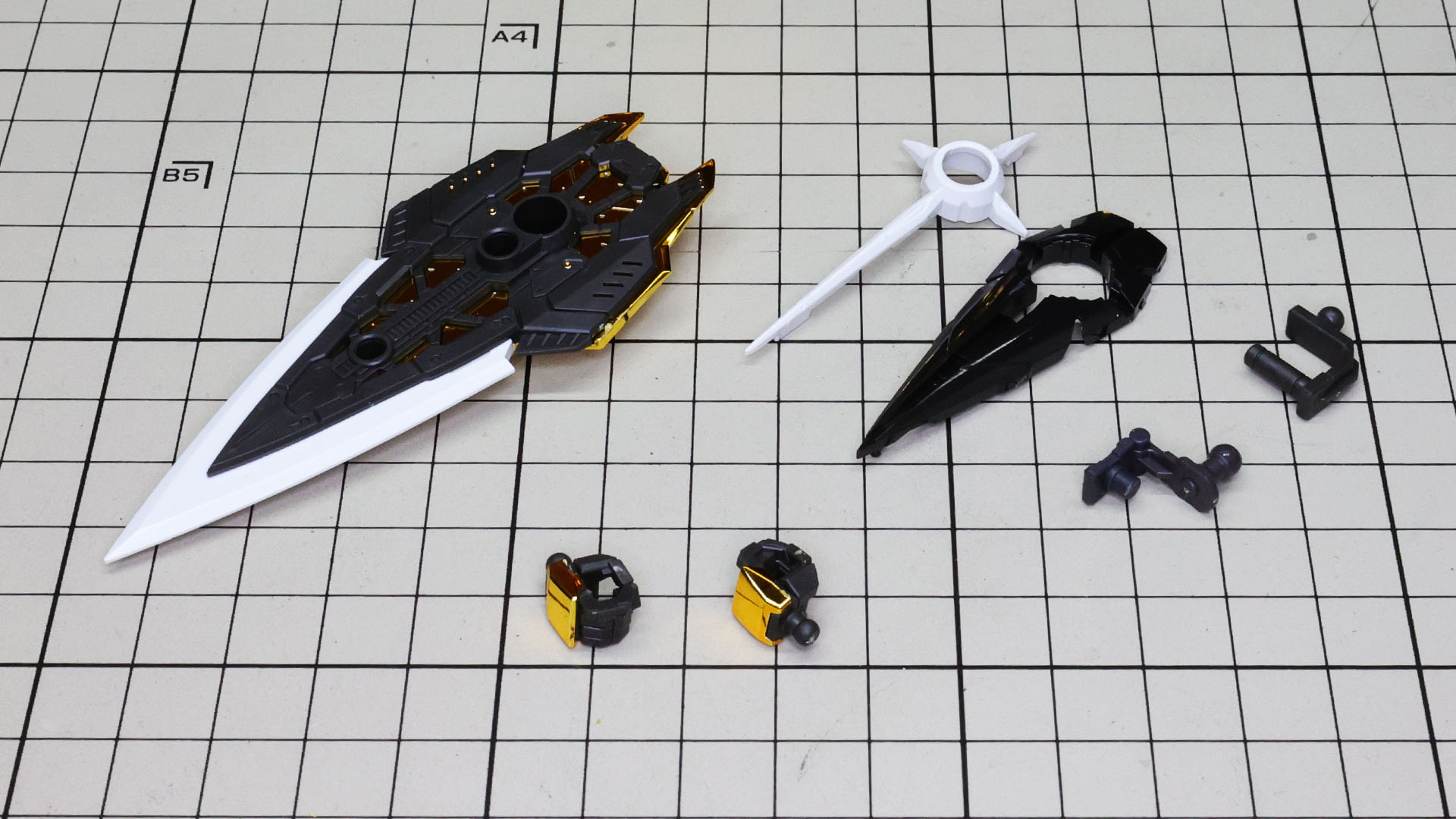 多層構造のシールドはパーツを重ねていけば完成します