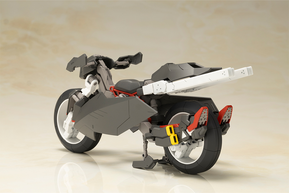 小径と大径のタイヤが付属