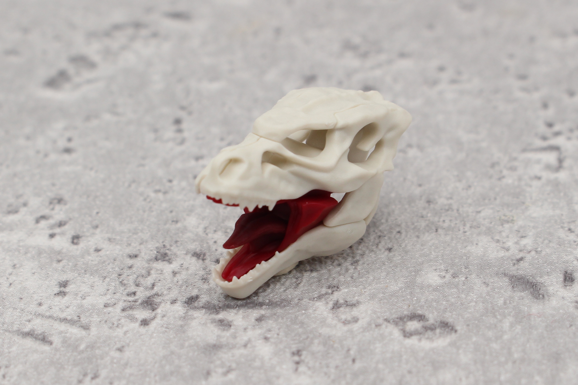 骨格に口を取り付ける