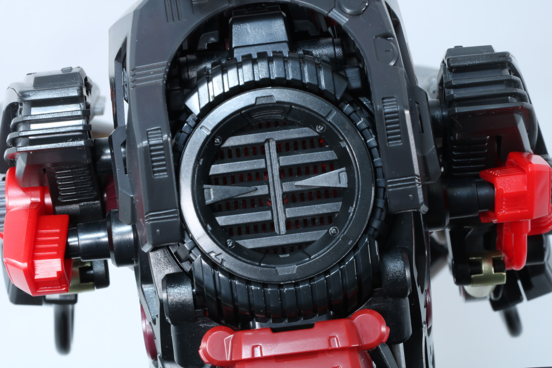 荷電粒子強制吸入ファンから進化した荷電粒子コンバーターに付け替え