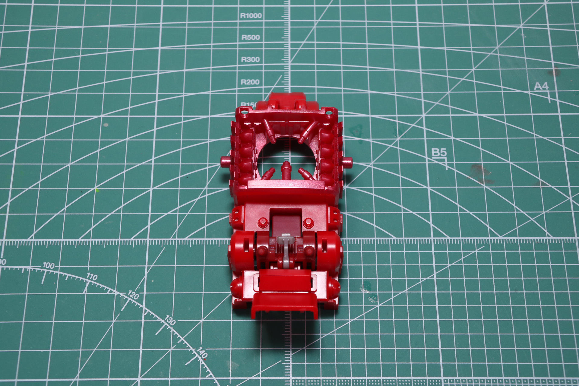 胴体内側の銃座を組み立てる