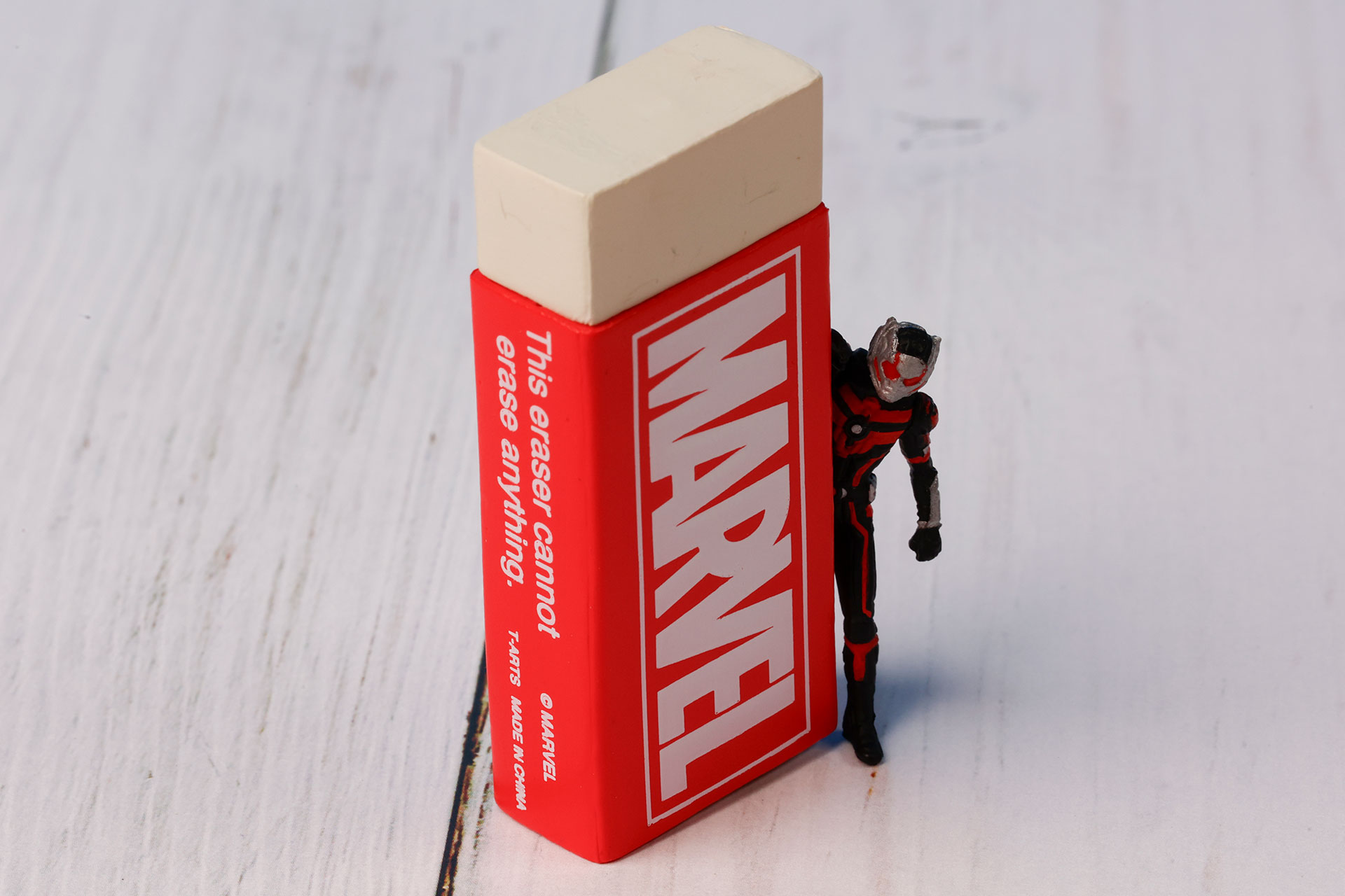 間違えて消しゴムとして使ってしまいそうだ