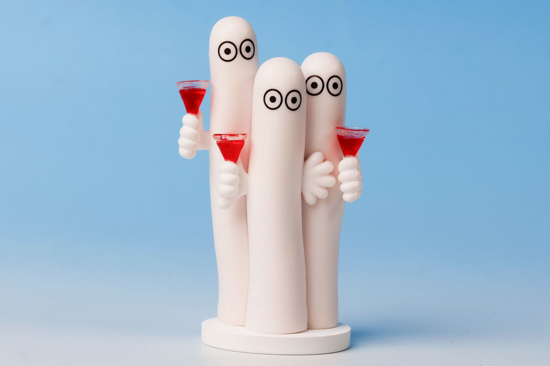 なぜかグラスを持っているニョロニョロたち