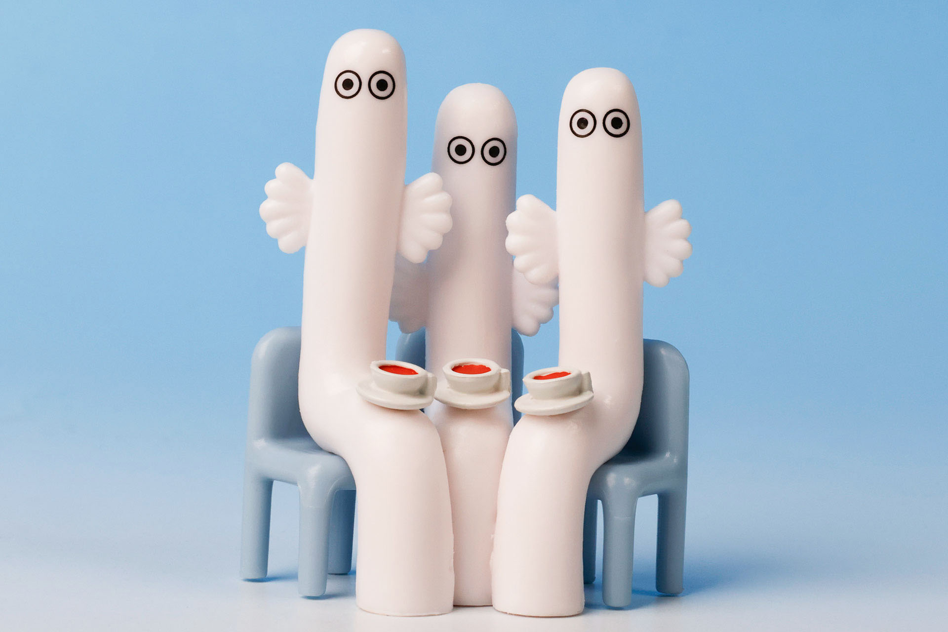 紅茶を楽しむニョロニョロたち