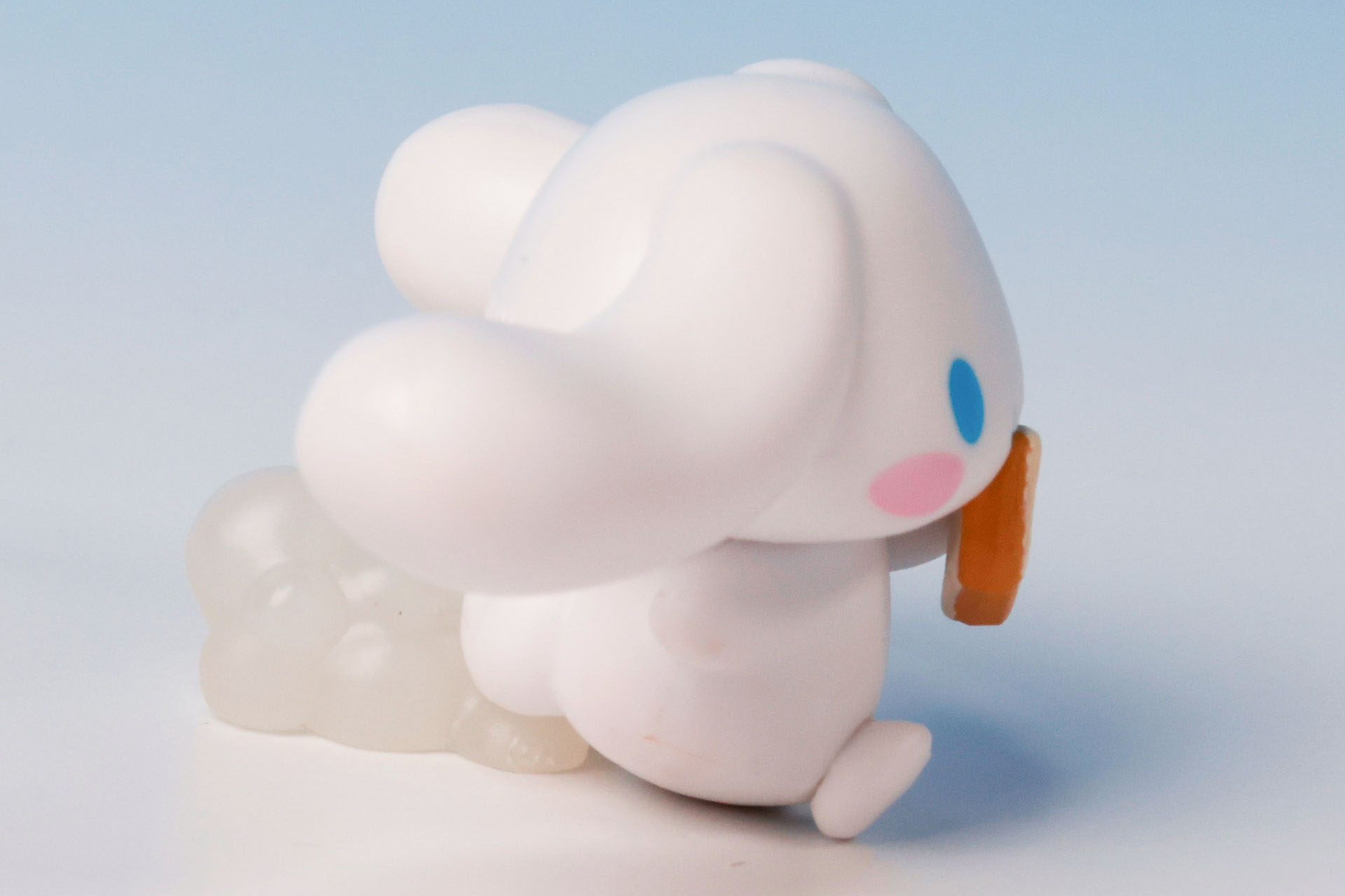 色々な角度から眺め回したくなる