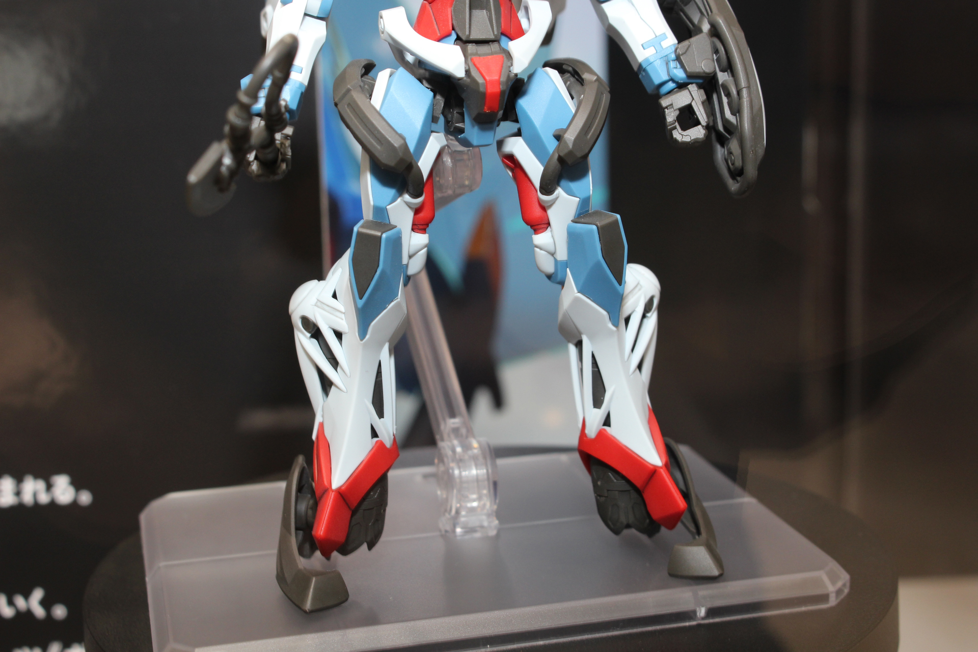 脚部の構造も気になるところ