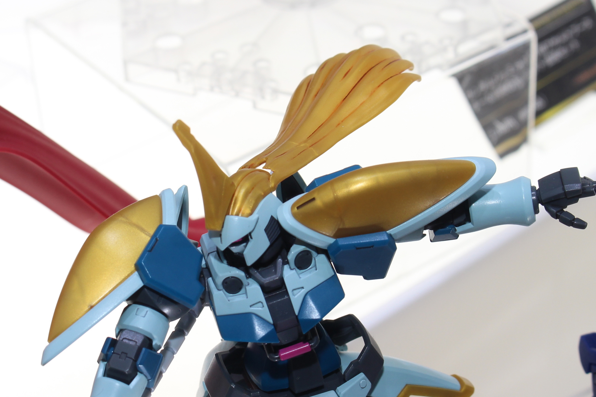 髪の毛を思わせるエクステンション・バランサー