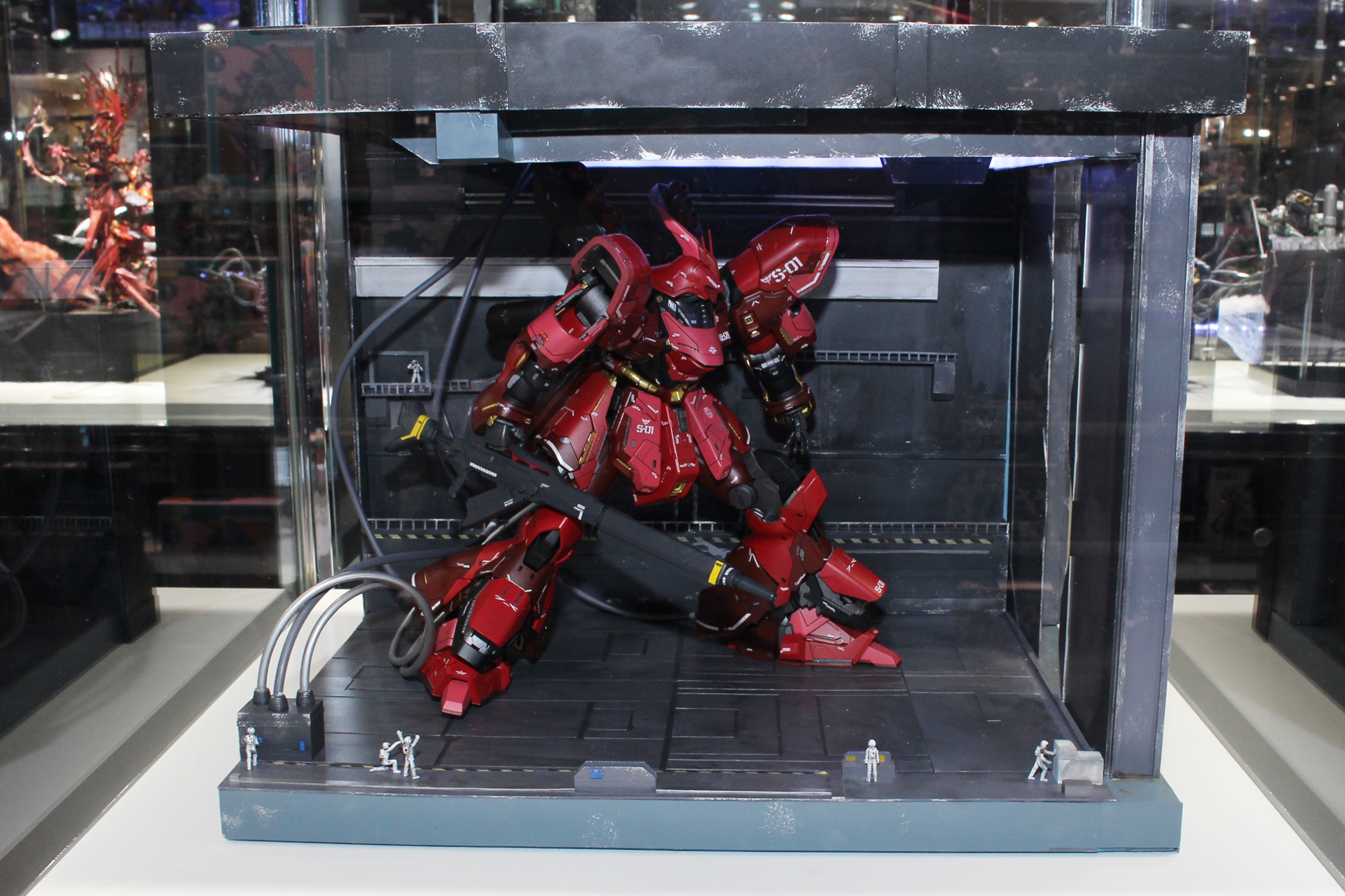 Beyond・The・AXIZ／彦夏／MG 1/100 MSN-04 ササビー Ver.Ka他