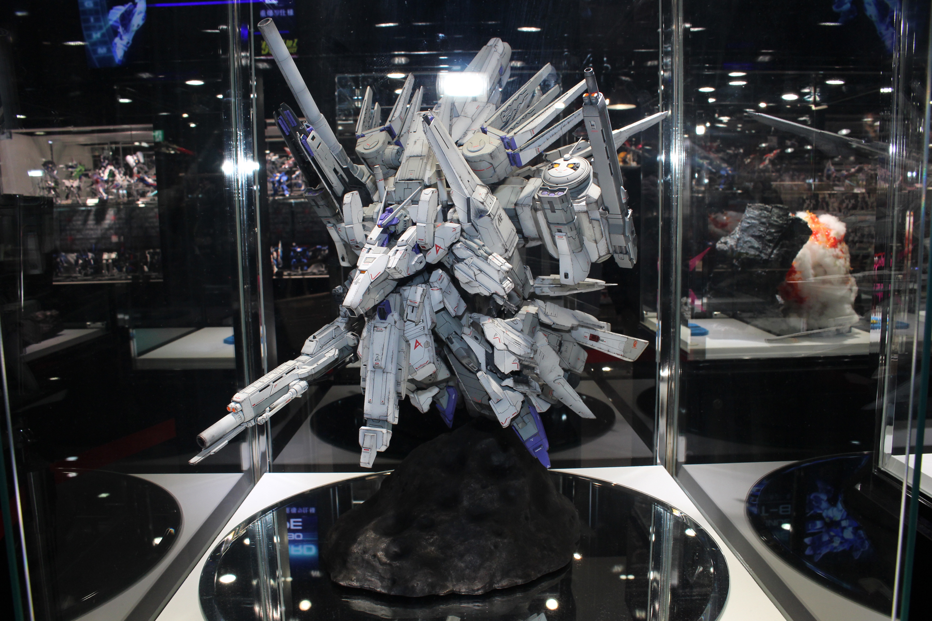 νガンダム　-Nine Tail-／きつねび／MG 1/100 νガンダム HWS Ver.Ka他