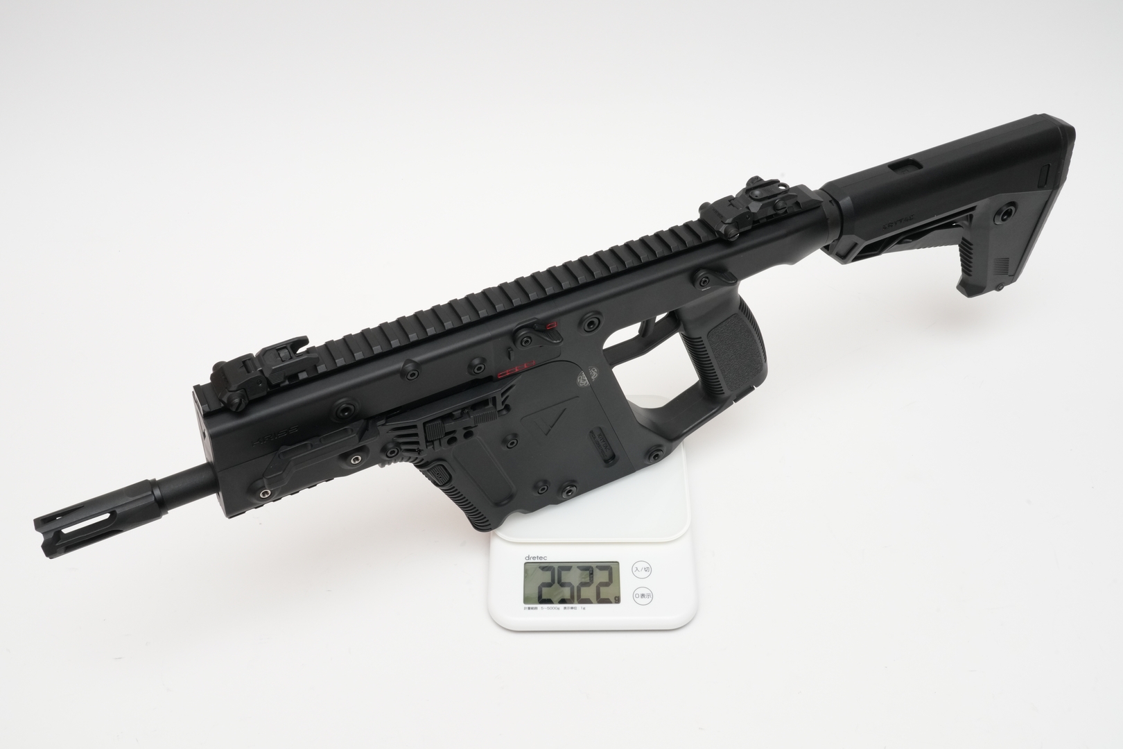 本体の実測重量は2,522g