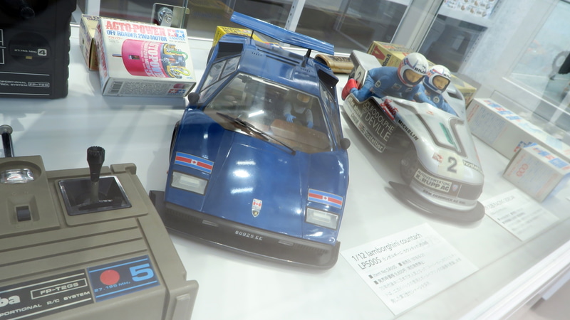タミヤプラモデルファクトリー東京では2025年1月26日までTAMIYA TOKYO RC CAR FESを開催中。タミヤRCヒストリー展示など、RCを記念した様々なコンテンツを楽しむことができる
