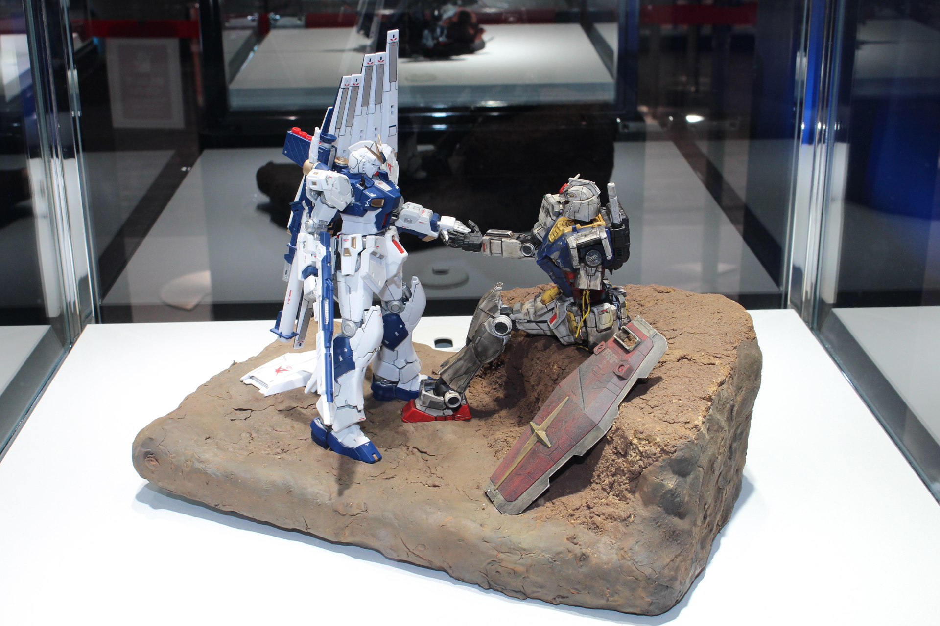 次の機体へ…／じゃぶち／RG 1/144 νガンダム他