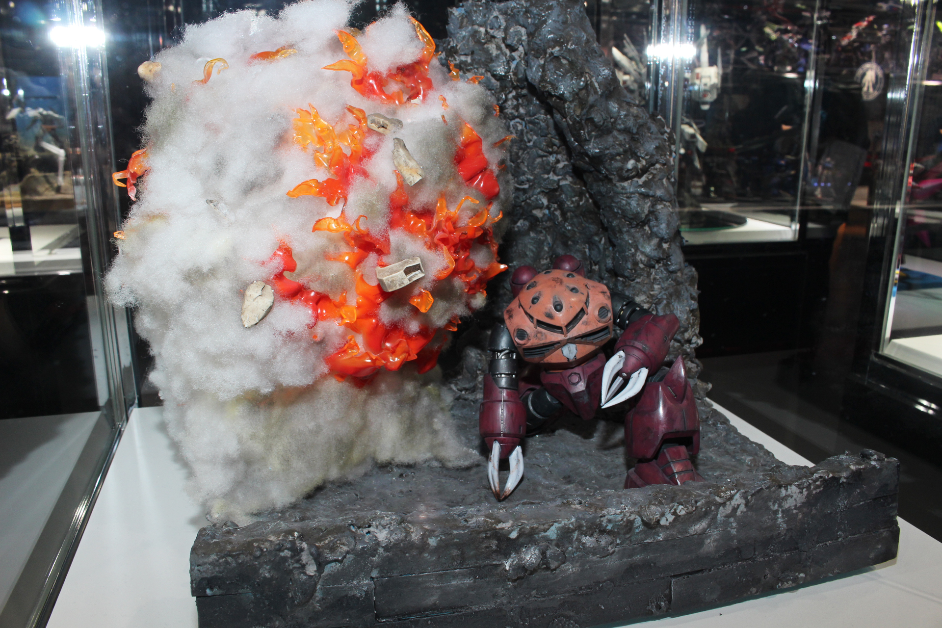 奴だ、奴が来たんだ／トモハック／MG 1/100 シャア専用ズゴック他