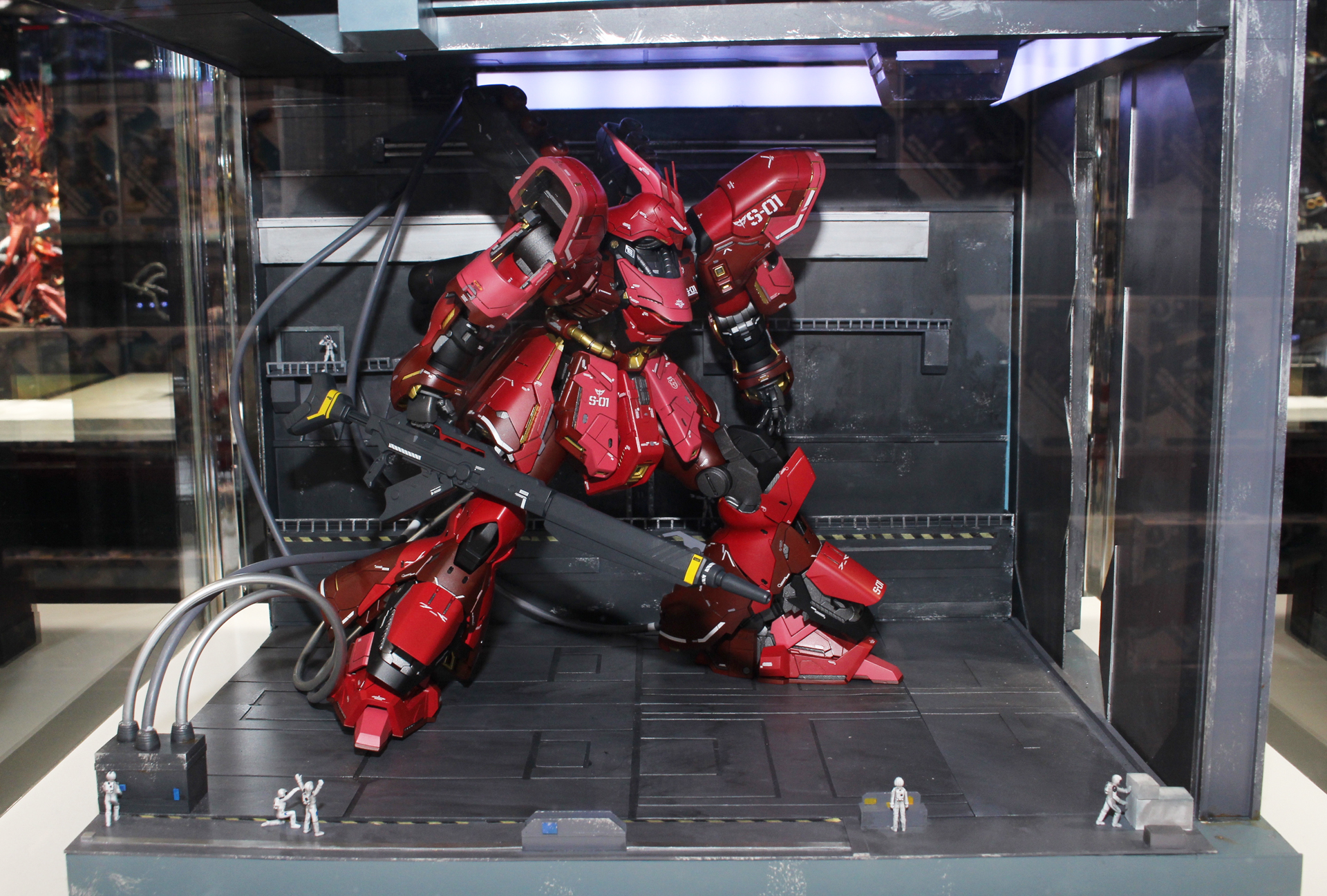 Beyond・The・AXIZ／彦夏／MG 1/100 MSN-04 ササビー Ver.Ka他