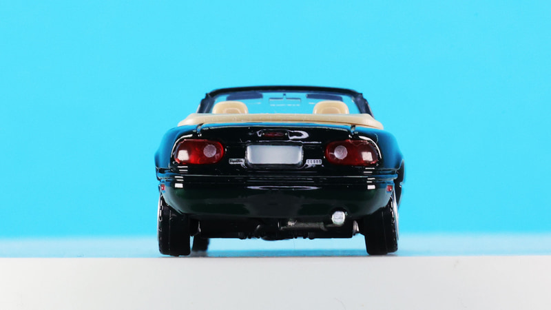 キュッと引き締まったリアセクション