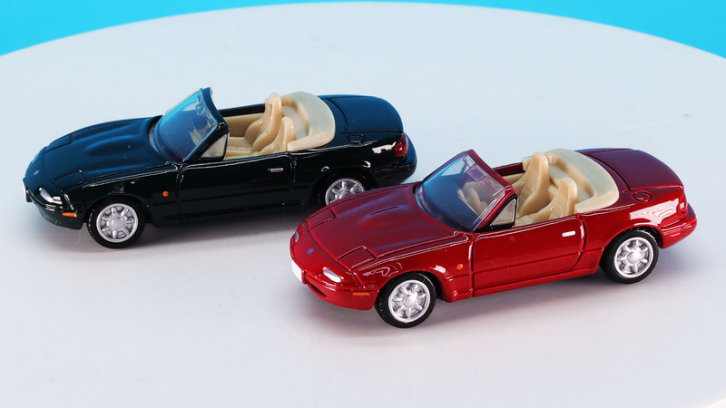 街中をオープンスタイルで颯爽と走る姿が美しいです