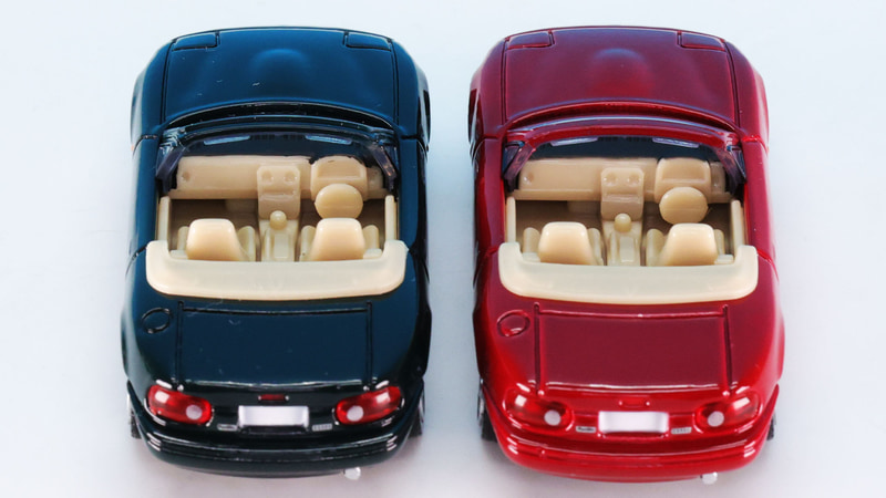 トミカプレミアムでのこの内装の再現度は楽しすぎるディテールです