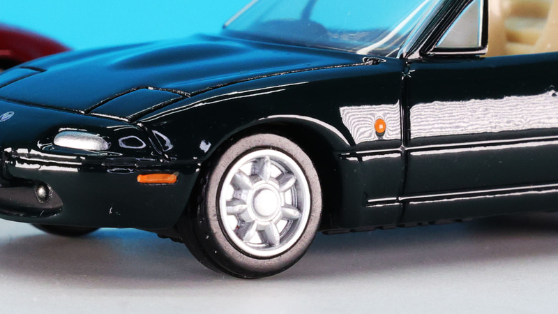 純正ホイールの形状も再現！