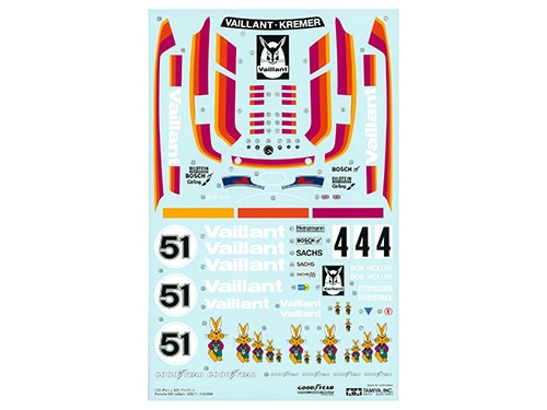 スライドマークはカルトグラフ社製スライドデカールが採用されています。