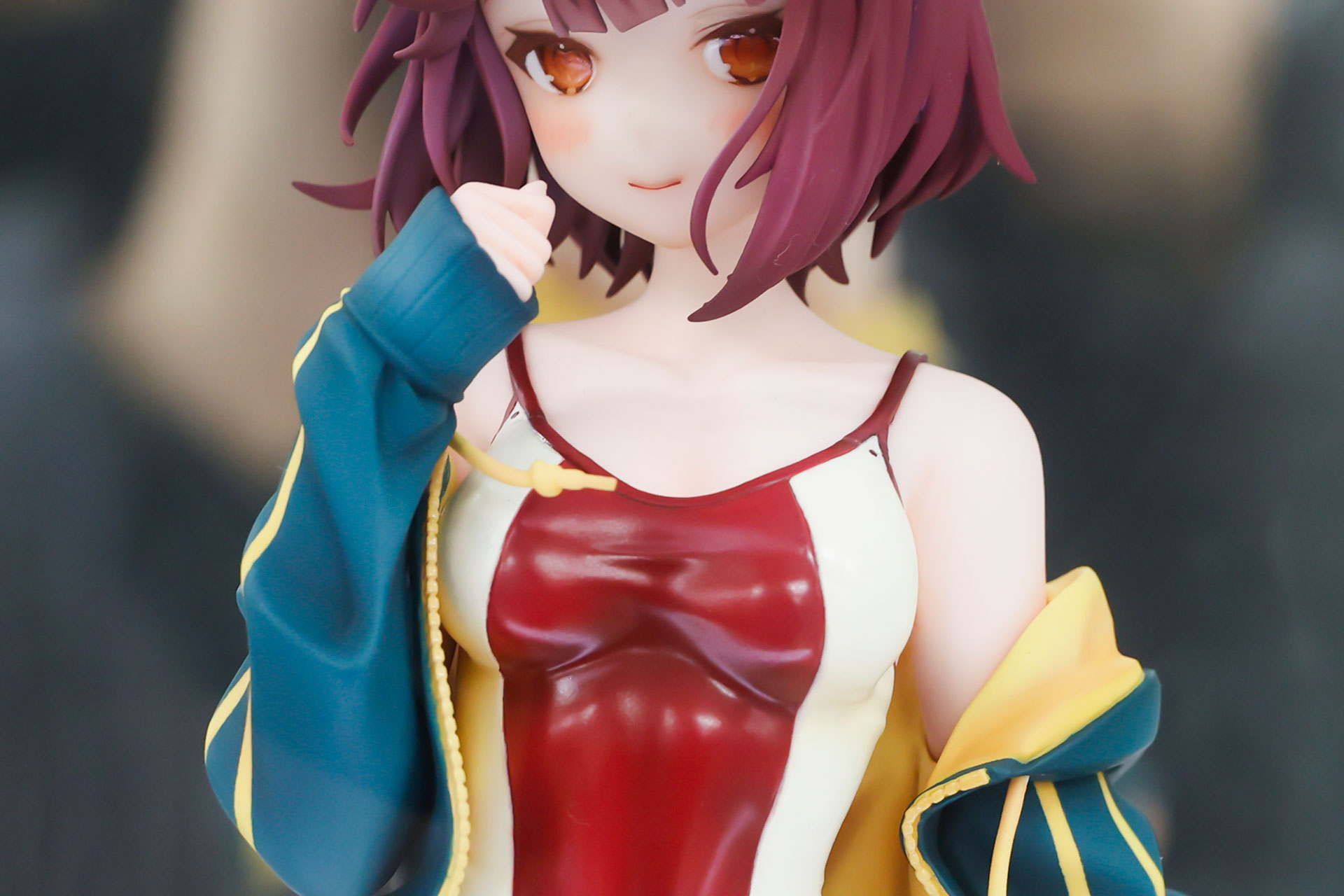 競泳水着ということもあり体のラインが出やすい