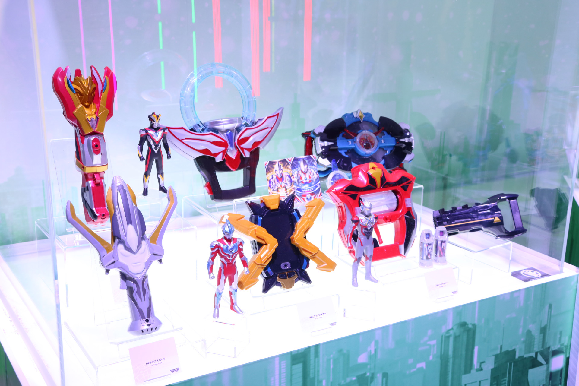 「ニュージェネレーションウルトラマン」のなりきり玩具