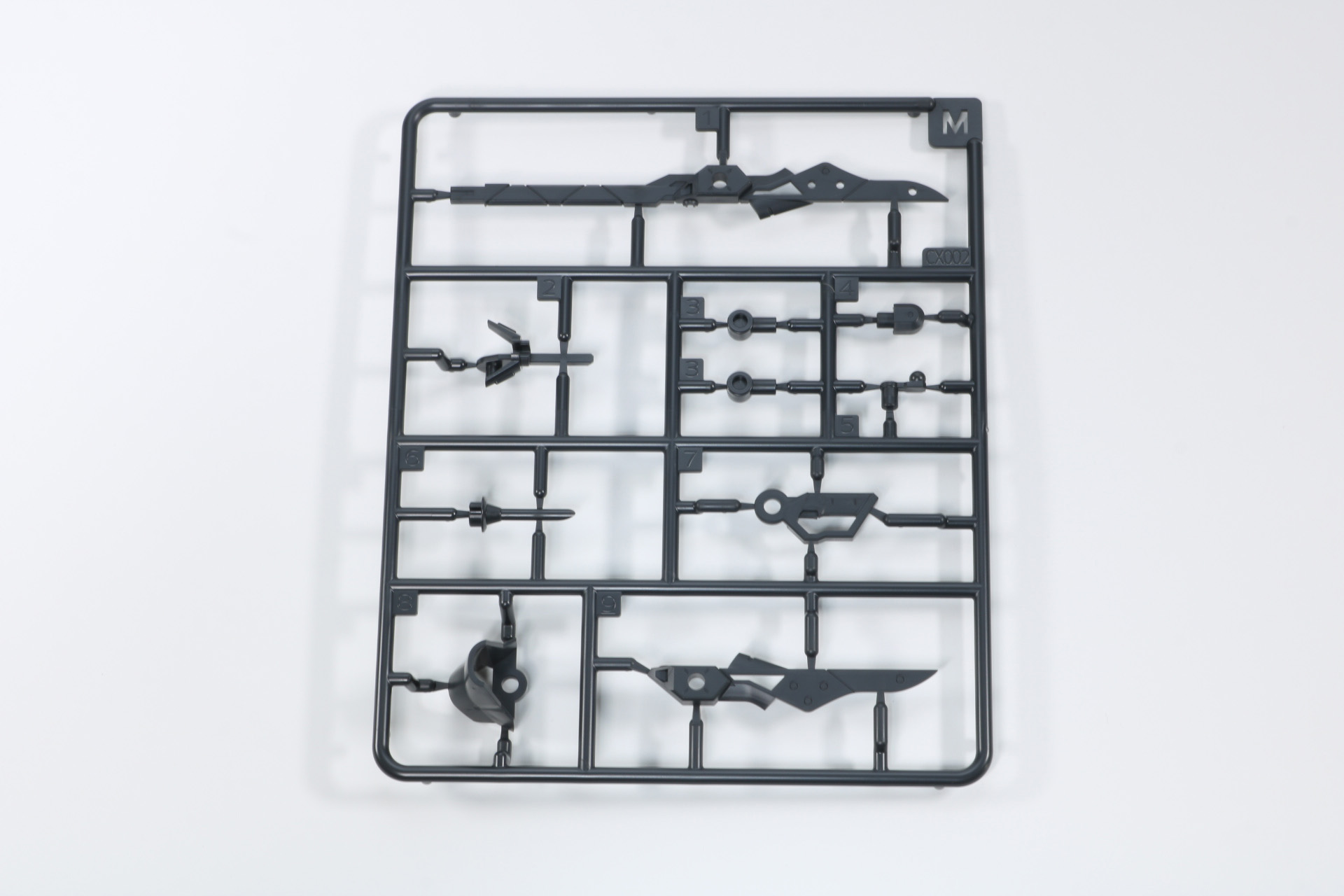 パーツL、パーツM（こちらは2枚封入）