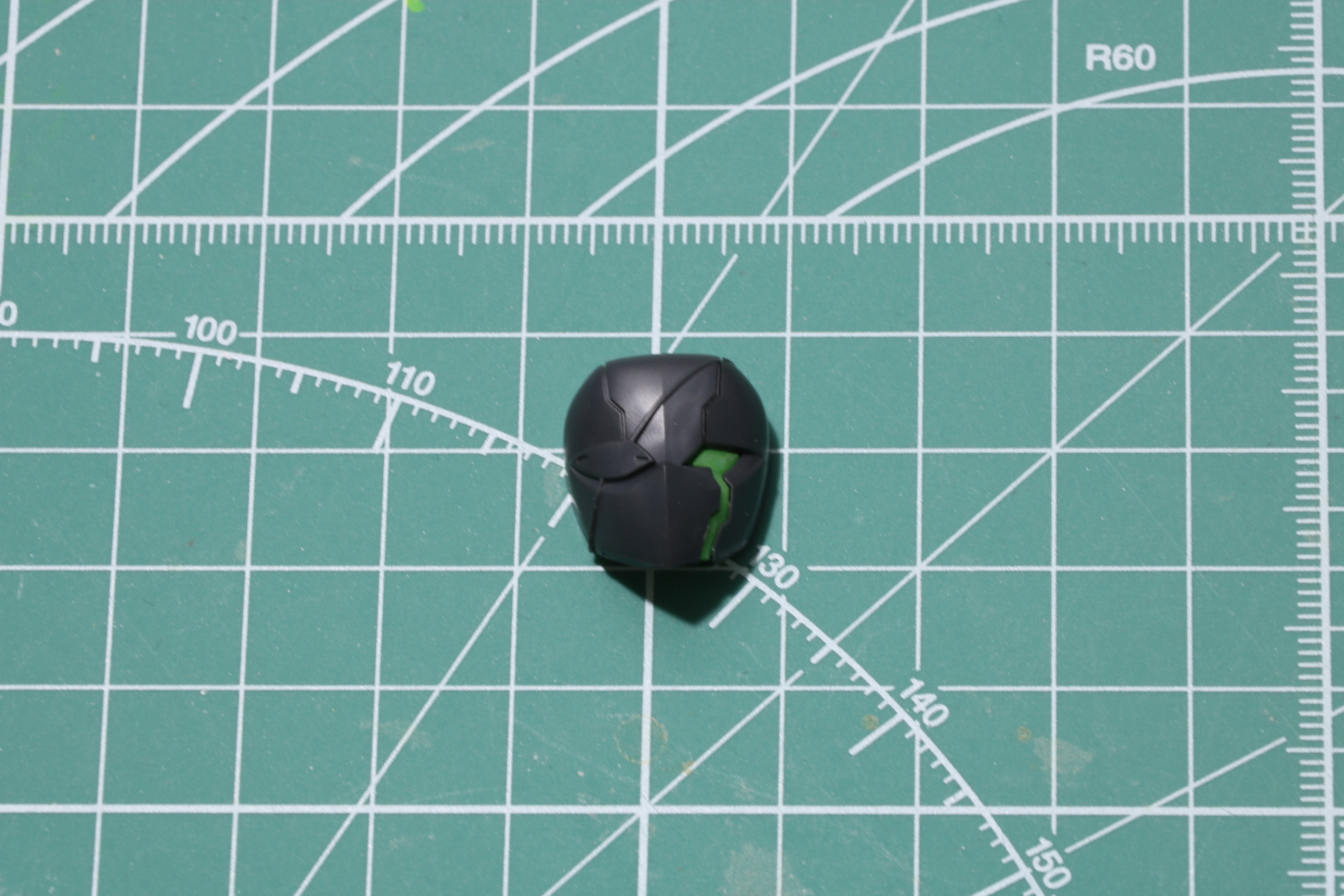 「眼帯タイプ」フェイスパーツの組み立て