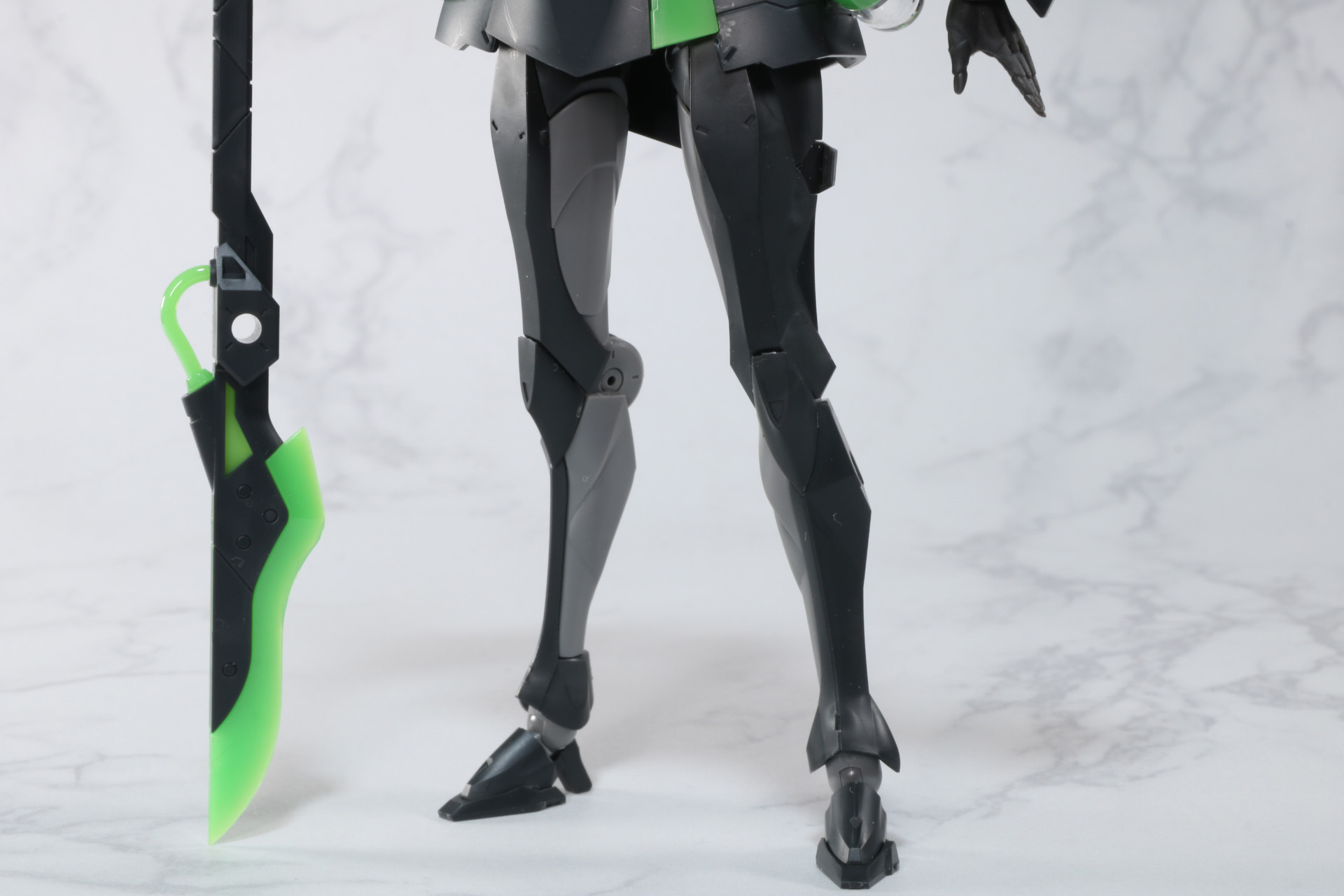 脚元は素体状態