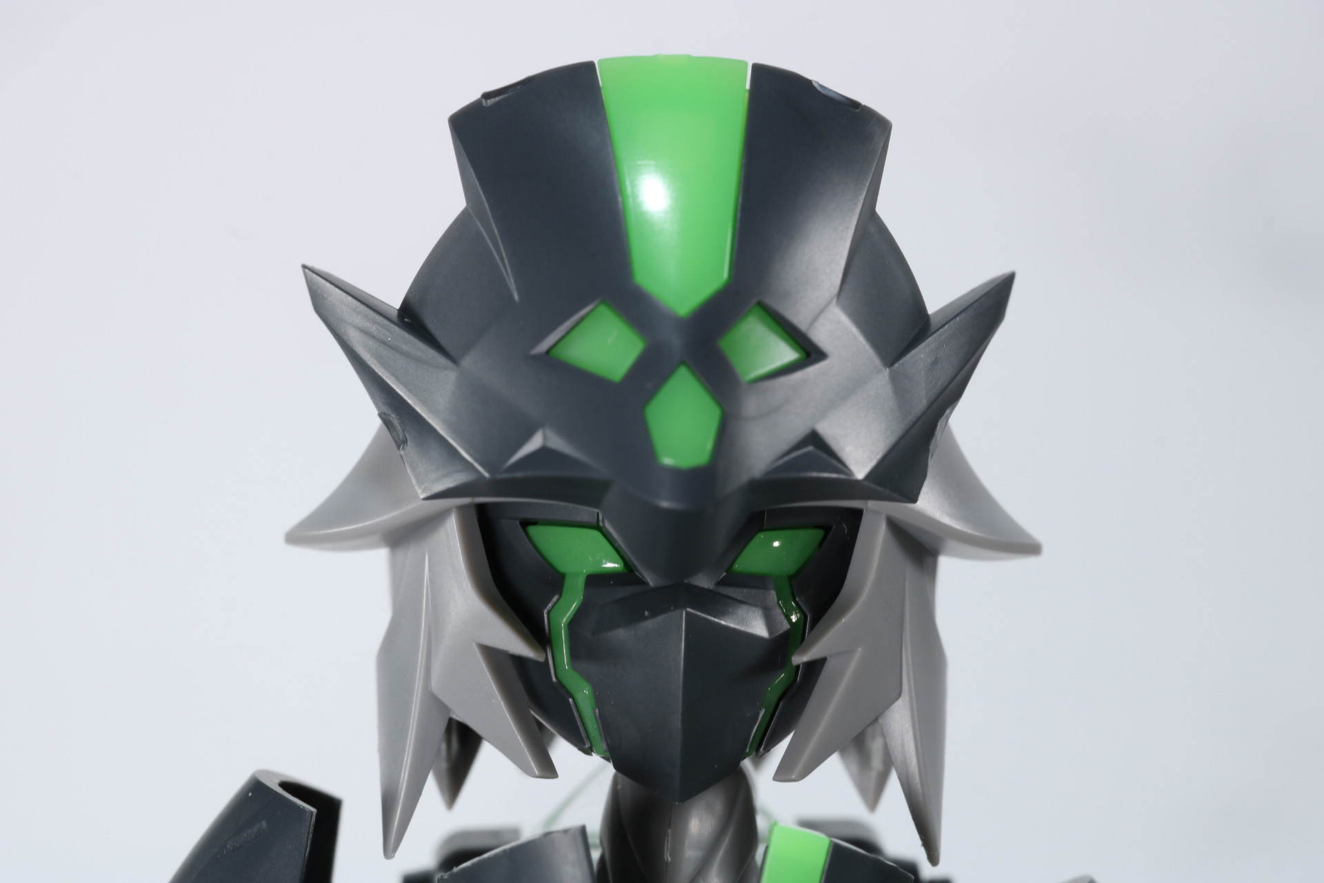 「ペリドット」開眼状態のフェイスパーツ