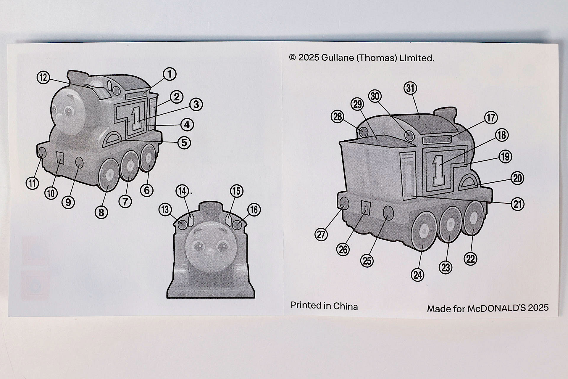 点数が多いので、裏面で貼る場所を確認しよう