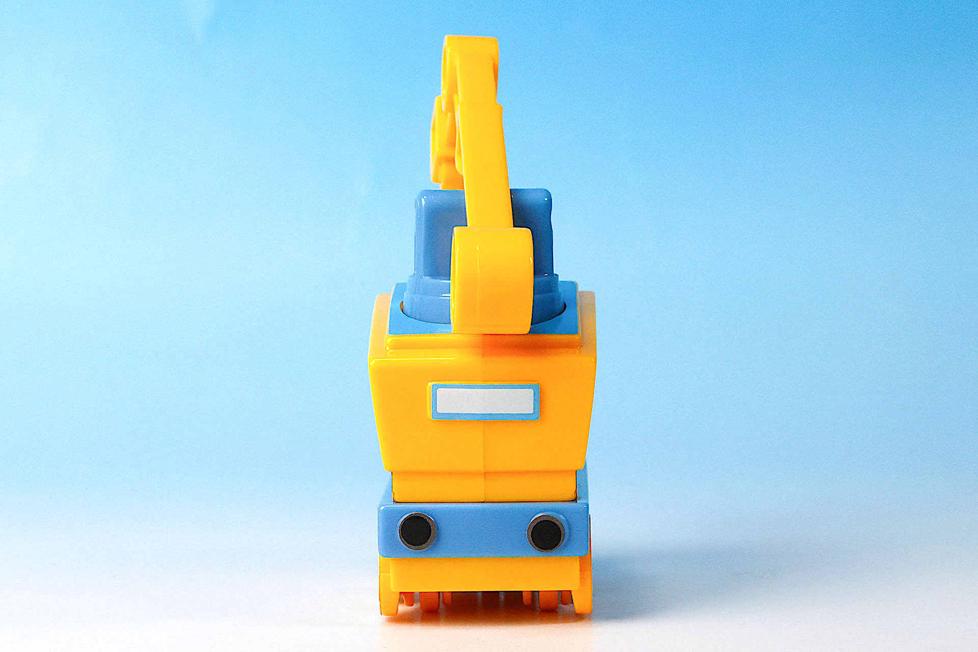 背面側は比較的シンプルである