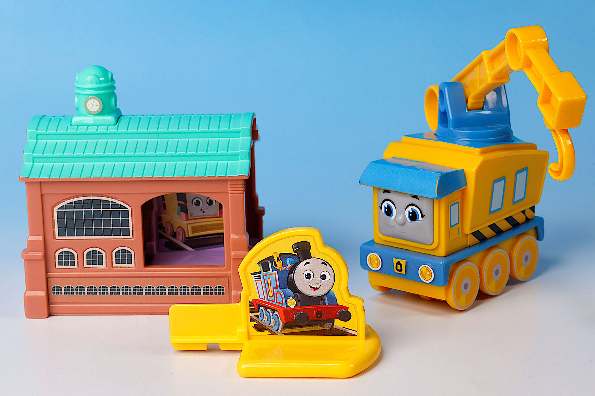 少し変わったスタイルのキャラクターも登場